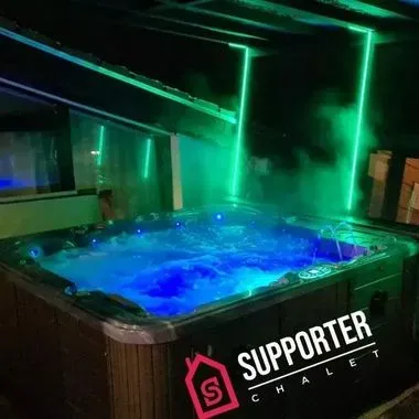 Jacuzzi este o facilitate de care beneficiezi la cazarea in Cabana Supporter Avrig Jacuzzi este o facilitate de care beneficiezi la cazarea in Cabana Supporter Avrig