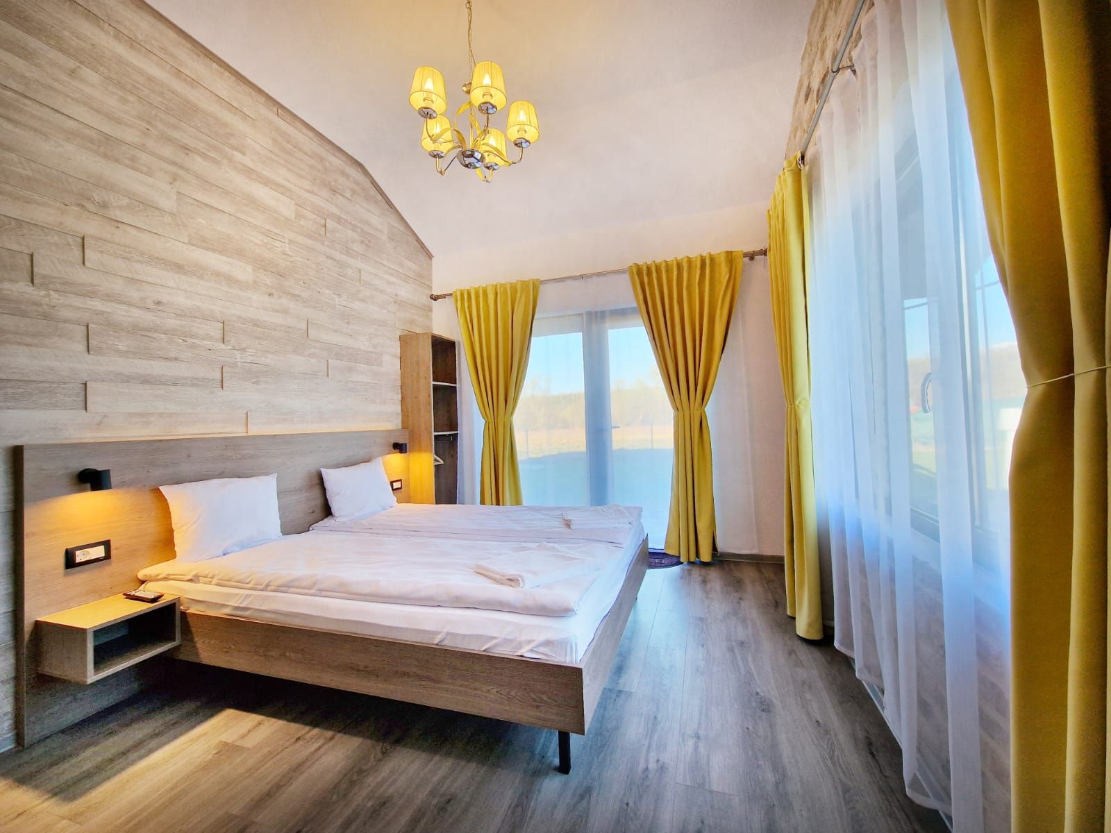 Cazare in Valea Avrigului. Camere Cabana Supporter Cazare in Valea Avrigului. Camere Cabana Supporter